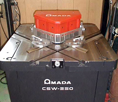 AMADAコーナーシャー写真